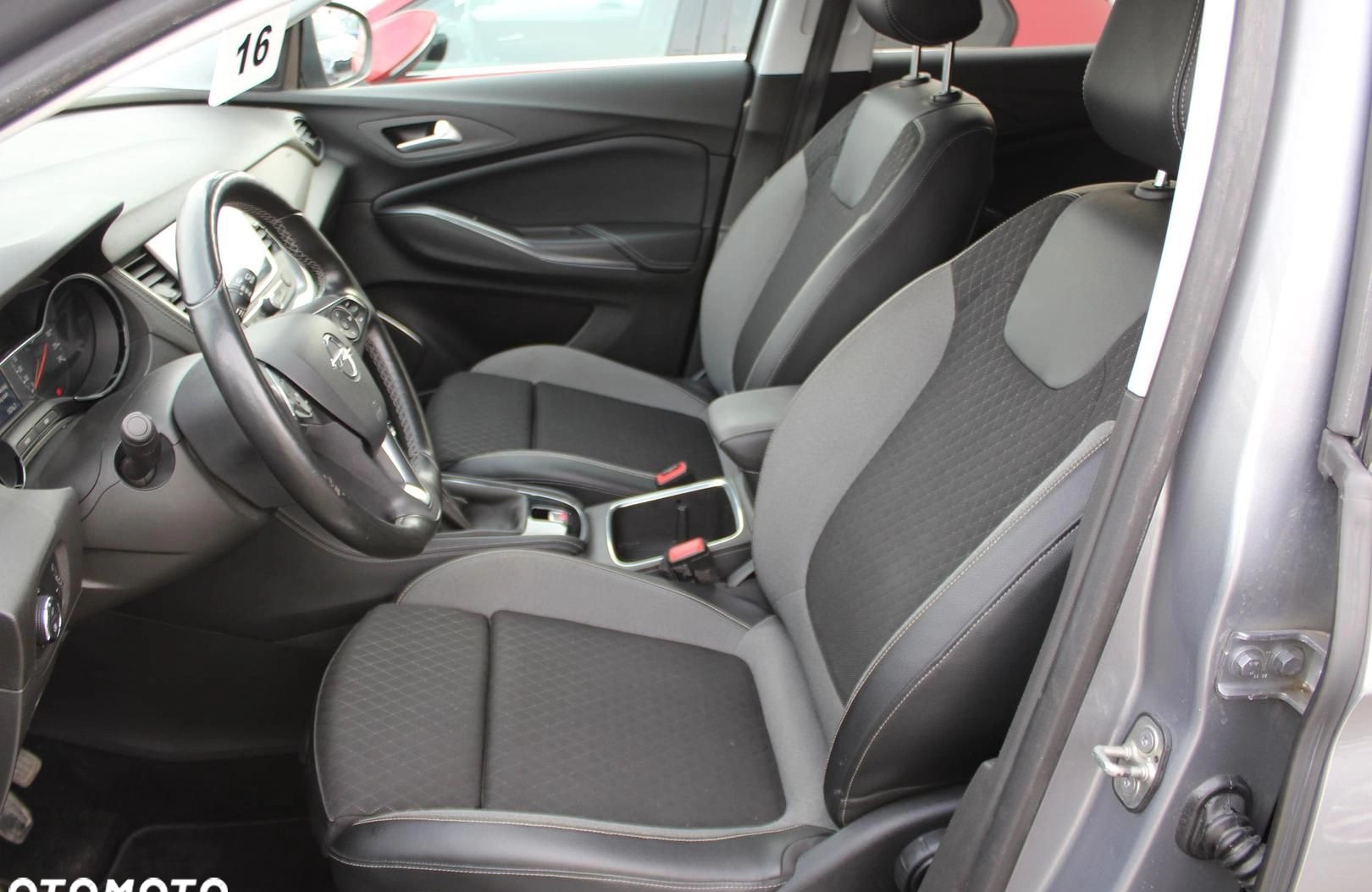 Opel Grandland X cena 66900 przebieg: 100979, rok produkcji 2017 z Będzin małe 466